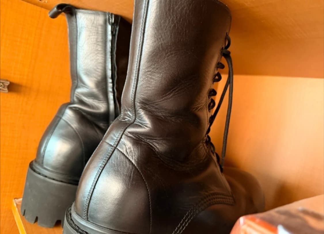 [41] 발렌시아가 스톰퍼 부티 블랙 상품이미지1