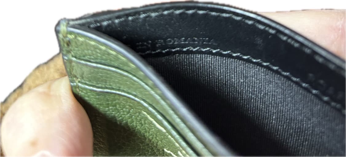 버버리 런던 기사 카드지갑 판매합니다. 상품이미지4