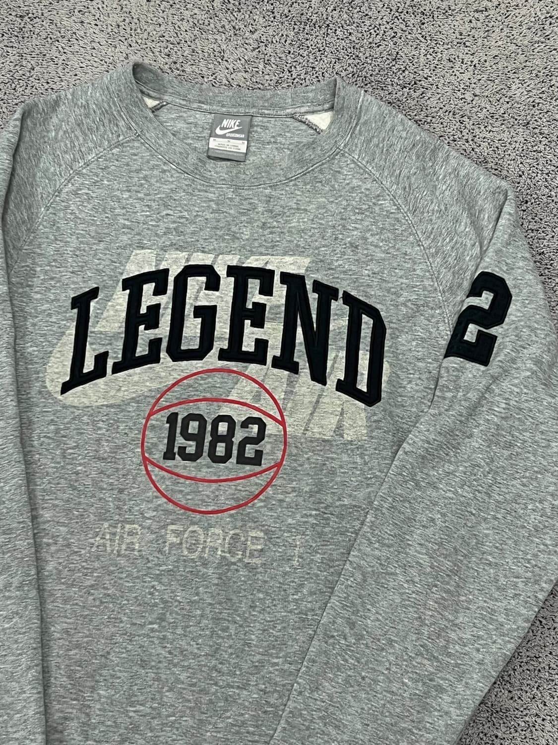 (M) 나이키 AIR FORCE1 올드스쿨 맨투맨 상품이미지2