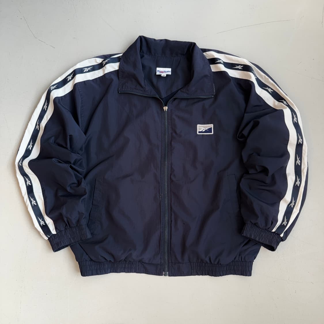 리복 90s 빅로고 올드스쿨 오버핏 바람막이 자켓 상품이미지2