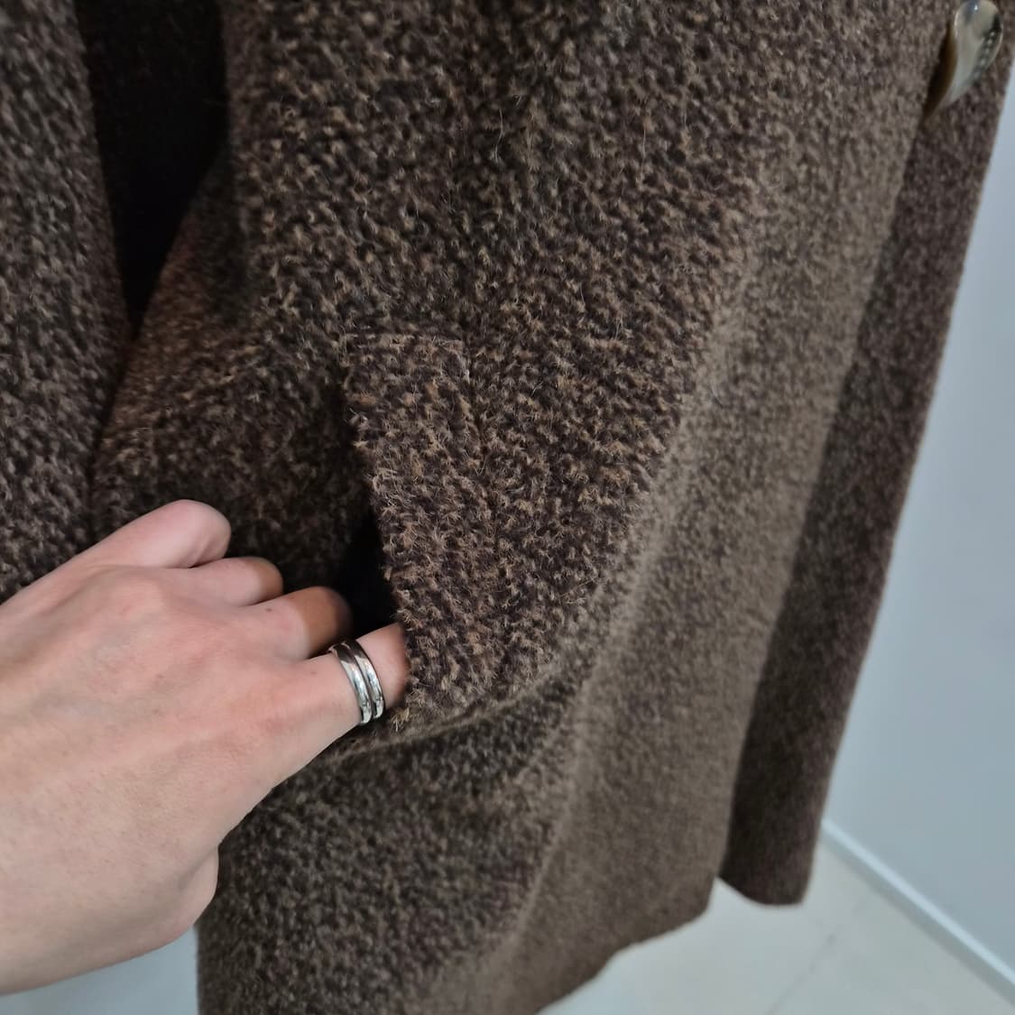 울 100% 브라운 부클 오버핏 코트 상품이미지6