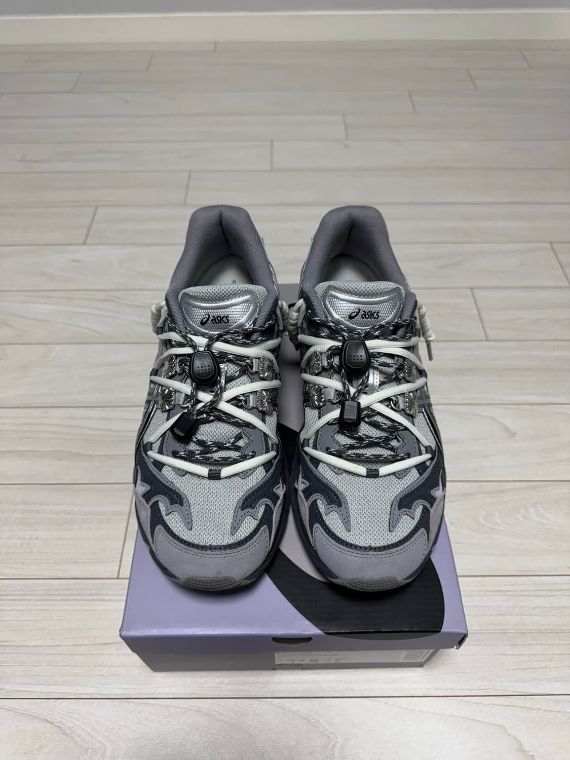 (275) 아식스x토가 젤 큐물러스 16 그레이 블랙 퓨어 실버 상품이미지1