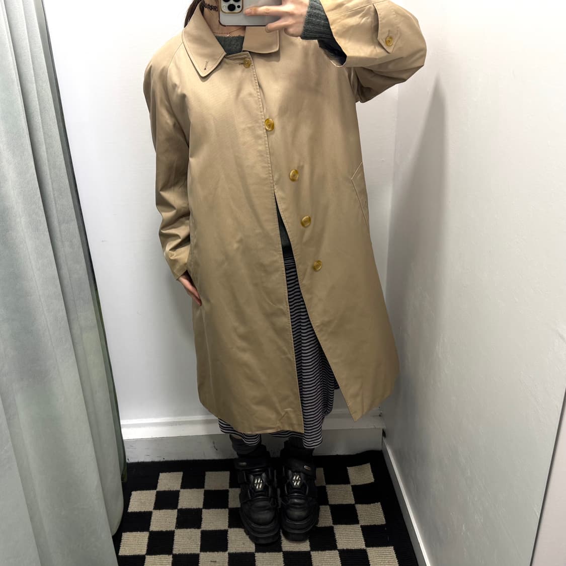 버버리 베이지 트렌치코트 상품이미지2
