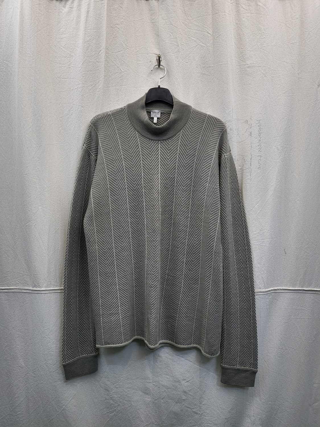 아르마니 콜레지오니 헤링본 패턴 니트 상품이미지1