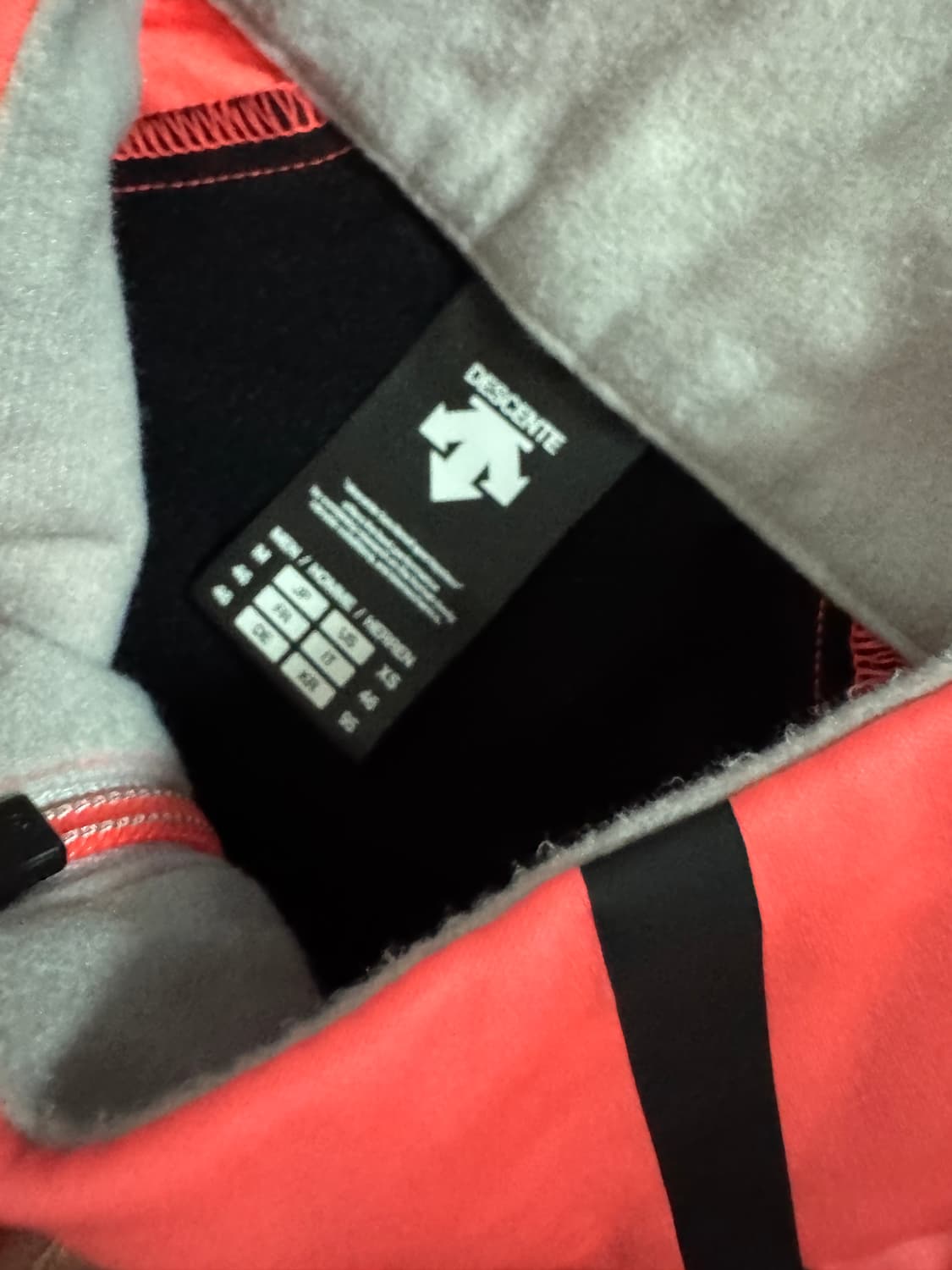 여성 데상트 트레이닝 기능성 집업 져지 핑크 S 상품이미지3