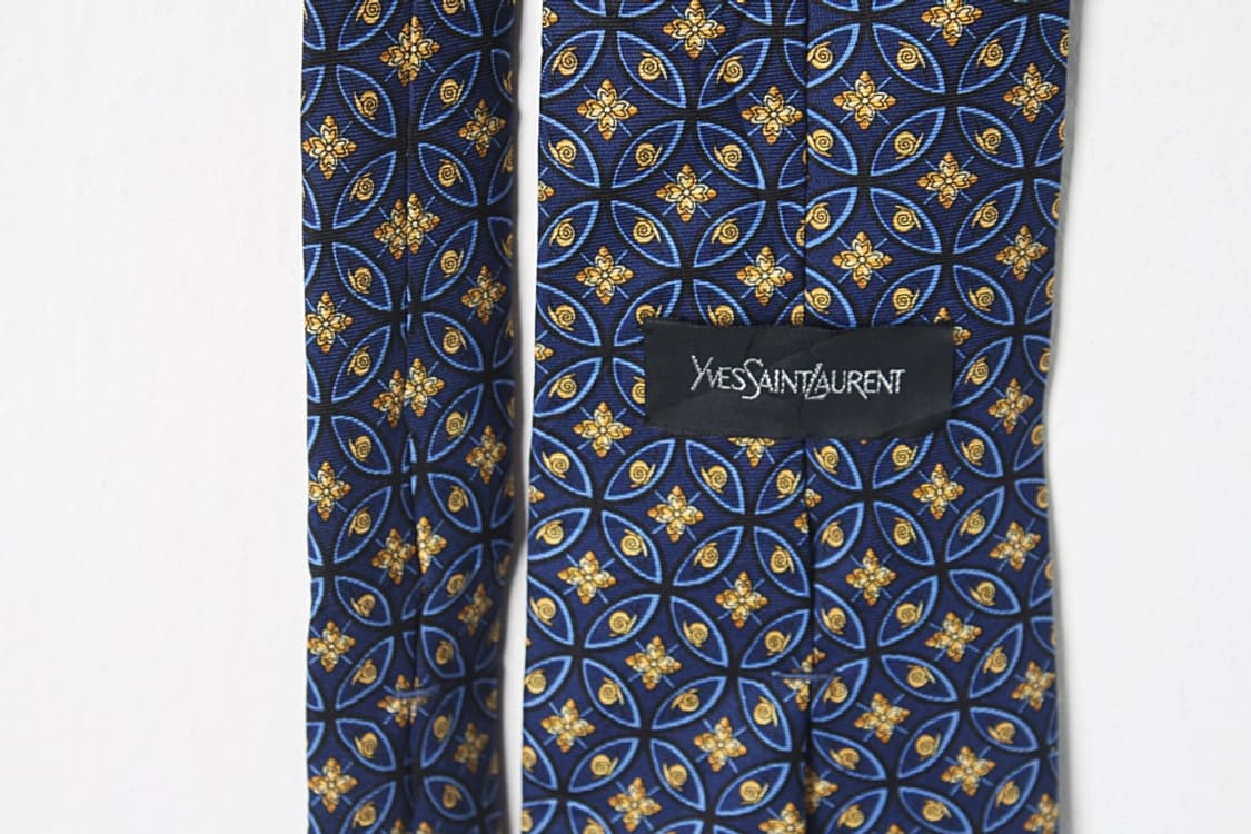 입생로랑 넥타이 상품이미지4