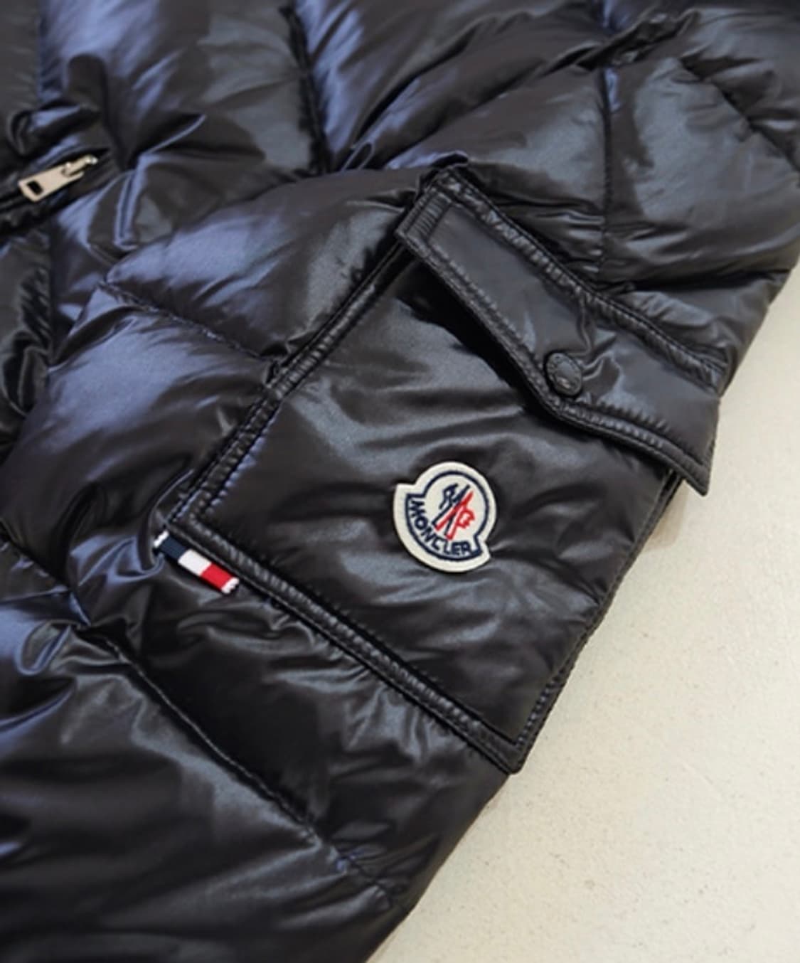 가격제시)팝니다 몽클레어Maljasset Short Down Jacket 상품이미지2