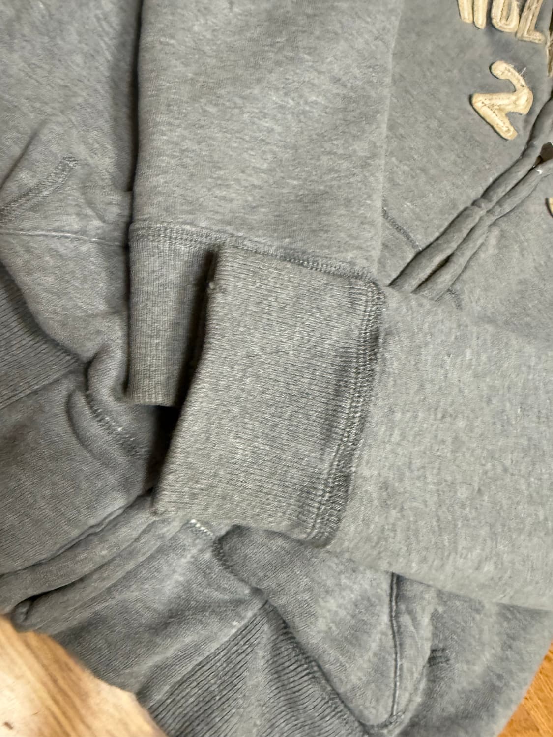 홀리스터 후드집업 겨울용! M 상품이미지3