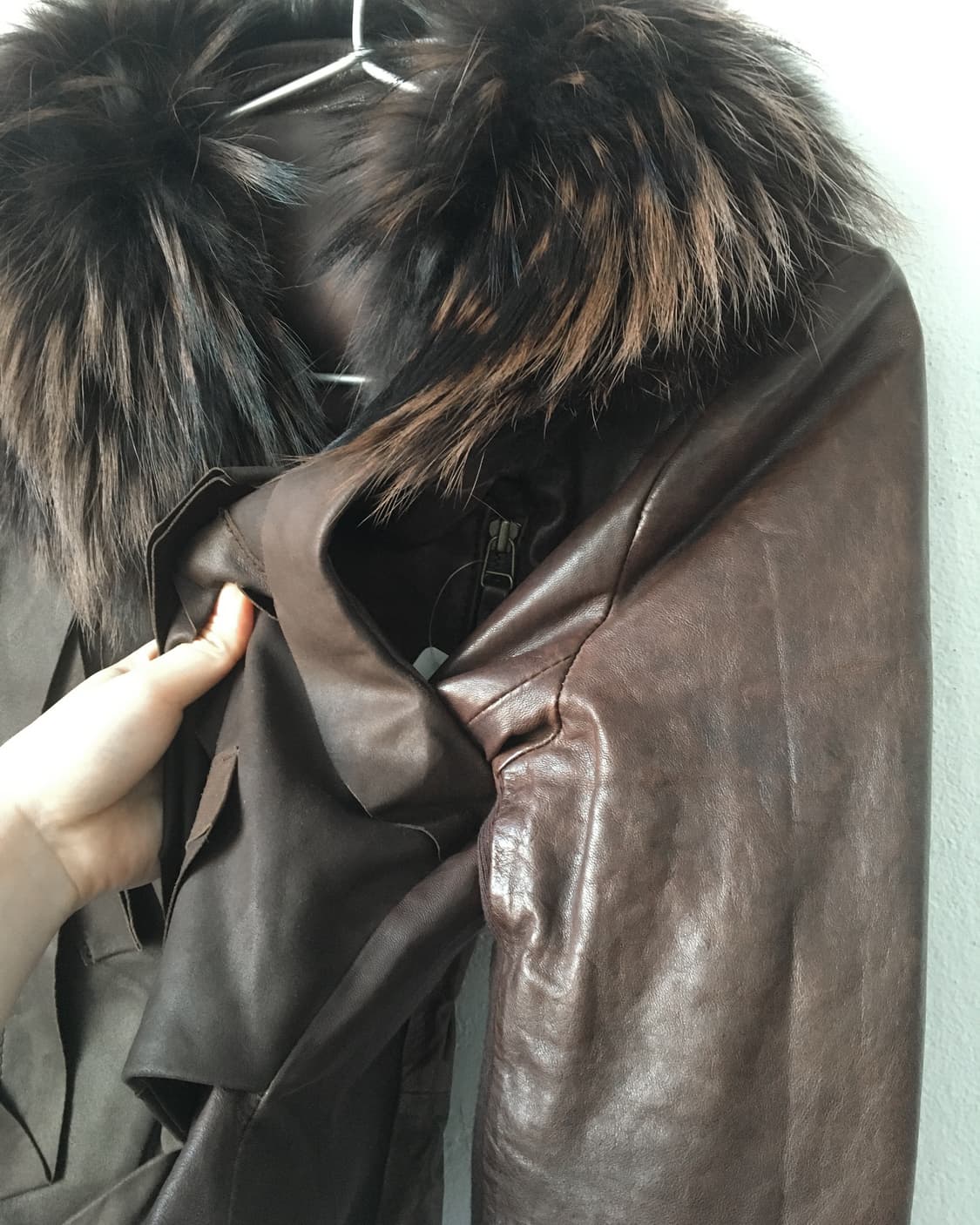Raccoon fur collar leather jacket 상품이미지4