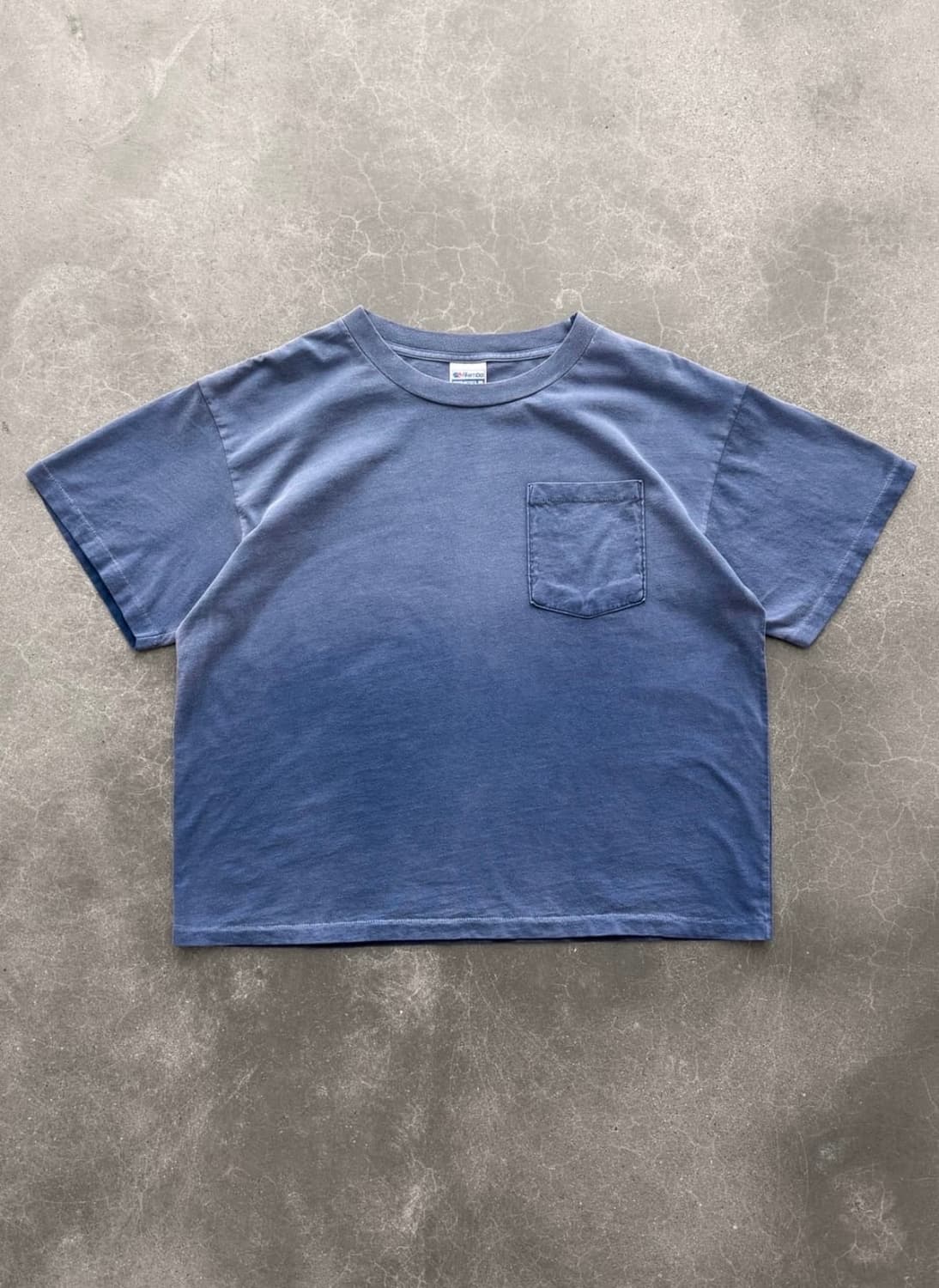 (구매글)아킴보클럽 체인피커 포켓 티셔츠 페이디드 블루 구합니다 상품이미지1
