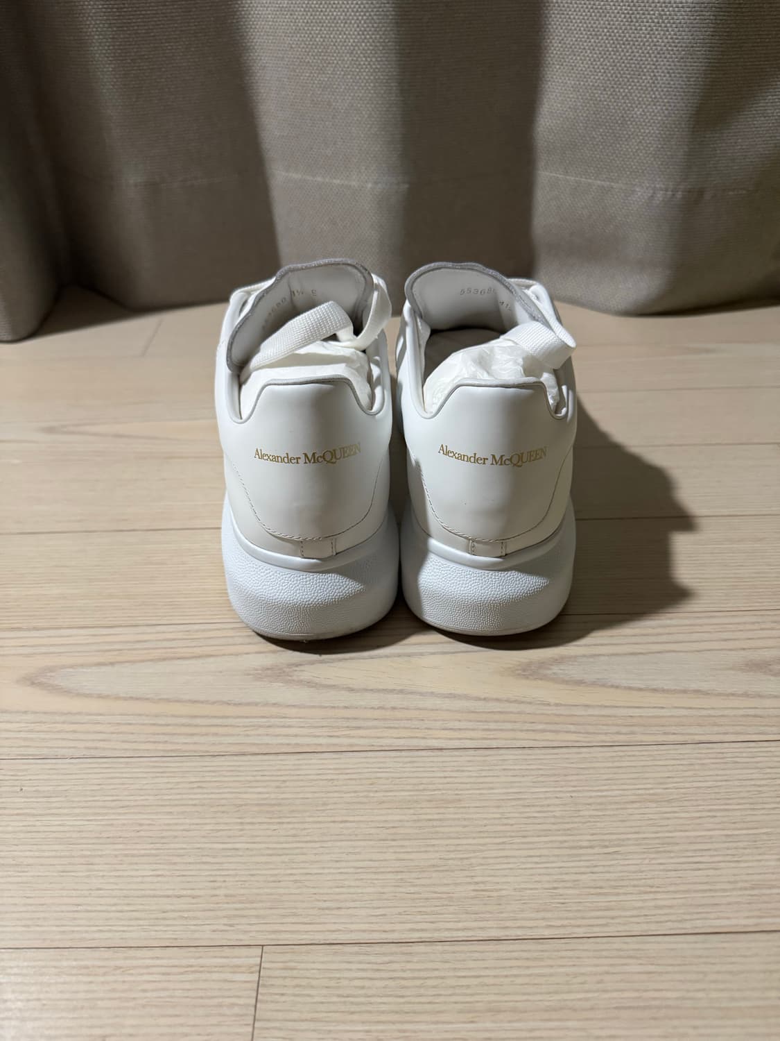 Alexander McQueen Oversized Sneakers 상품이미지3