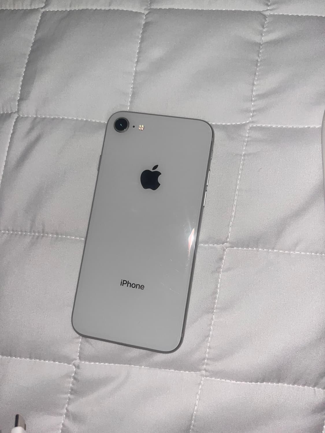 아이폰8 실버 판매합니다 상품이미지1