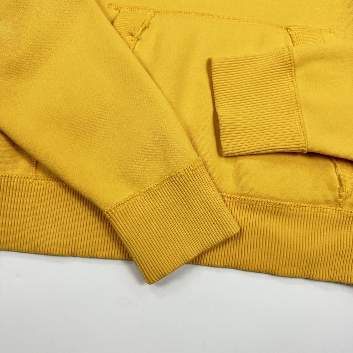 아베크롬비 피치 뉴욕 머스타드 후드티 (S 여성추천) 상품이미지5