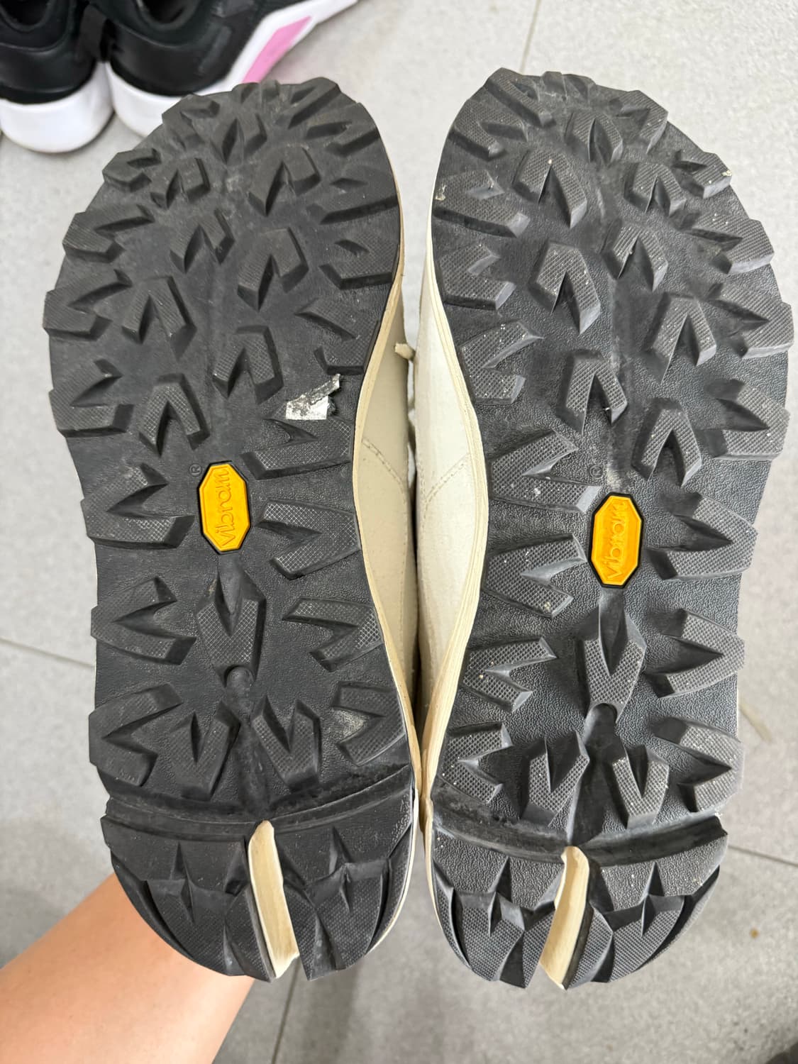 부테로/스니커즈/41(265-270)  상품이미지3