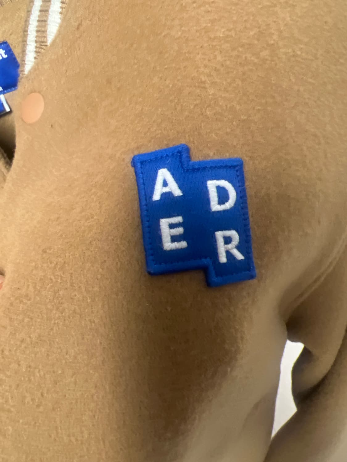 [xl]아더에러 시그니피컨트 바시티 자켓 카멜 상품이미지2