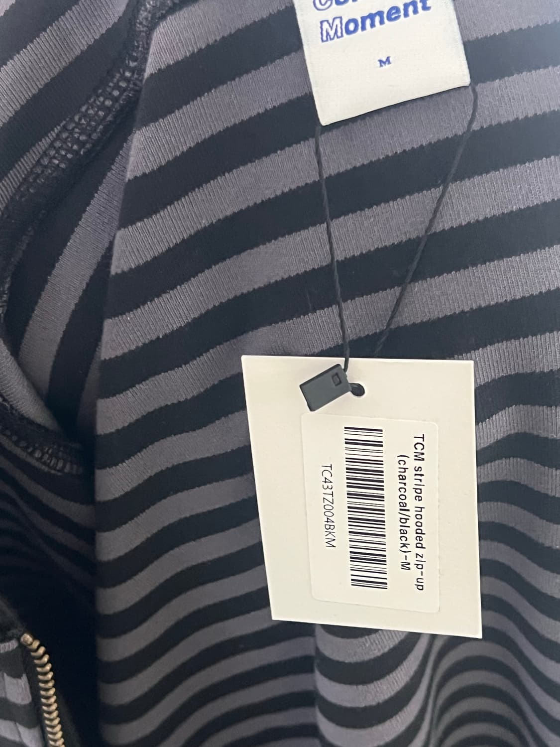 더콜디스트모먼트 후드집업 새옷 상품이미지2