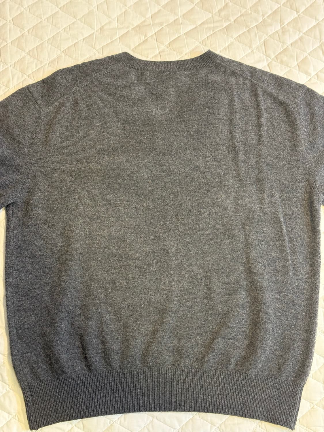 [6] 25FW 브라운야드 브이넥 니트 챠콜 상품이미지5