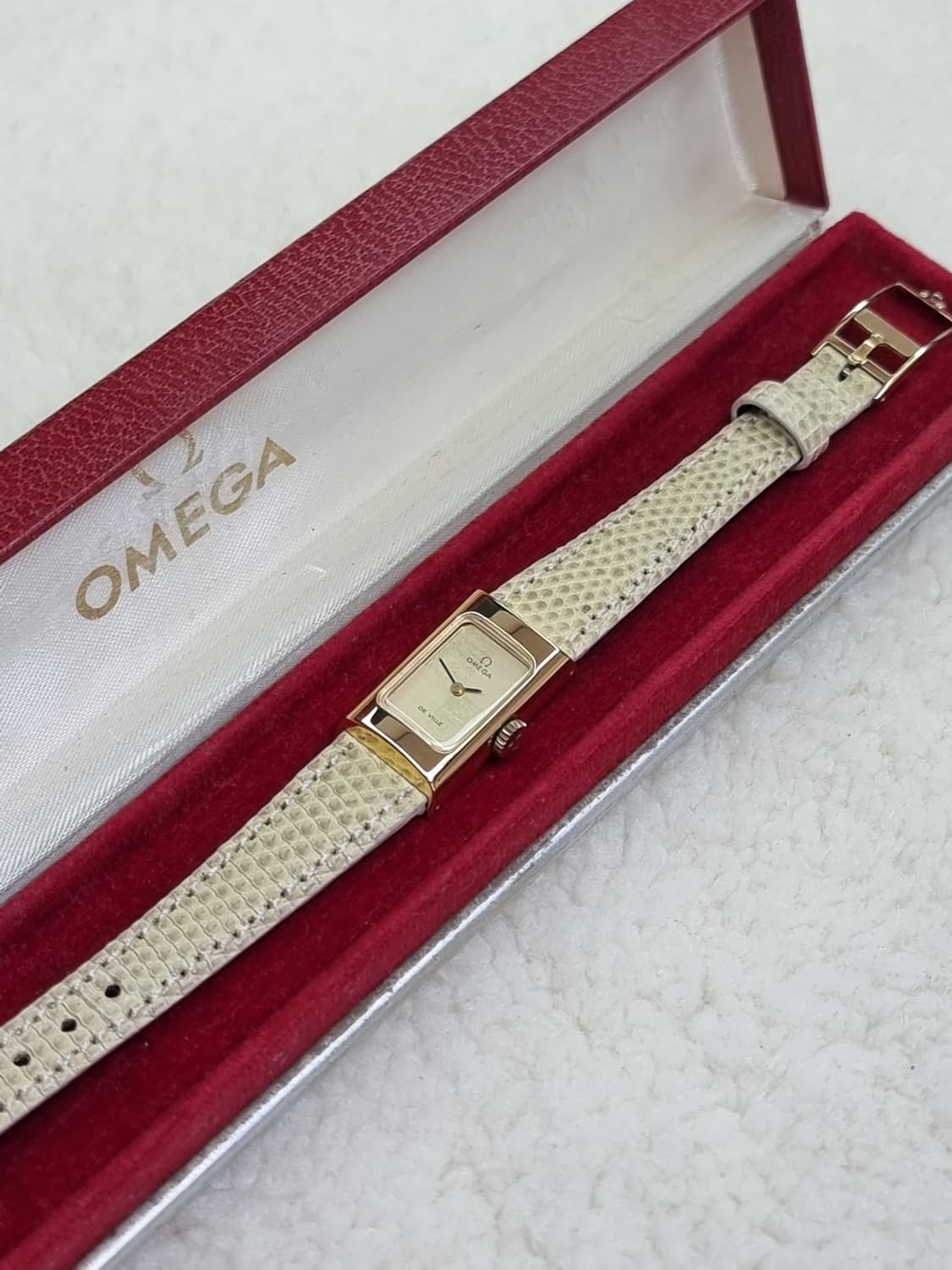 오메가 드빌 빈티지 체크 샴페인 다이얼 수동 여성시계 상품이미지4