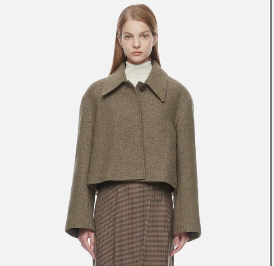 아모멘토 크롭코트 상품이미지2