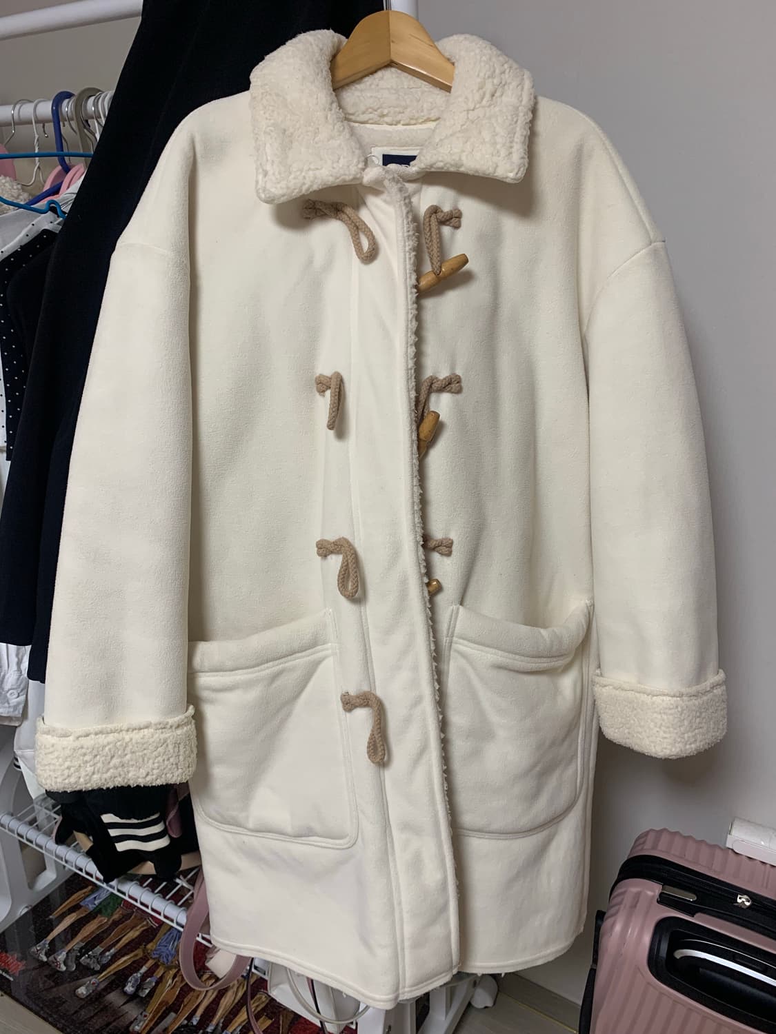 스파오 떡볶이코트 상품이미지2