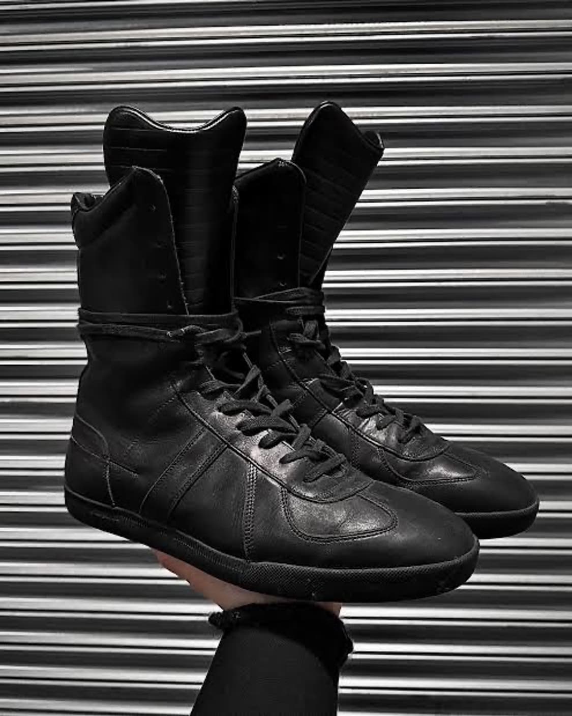 구매)디올 복싱 하이탑 구합니다 상품이미지1