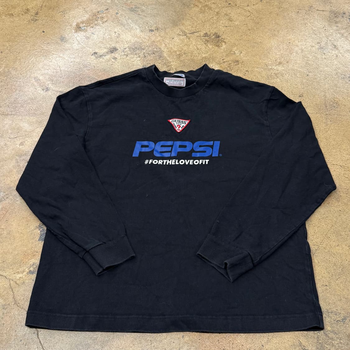 [정품/L] 게스 X 펩시 콜라보 블랙 긴팔티셔츠 b19 상품이미지2