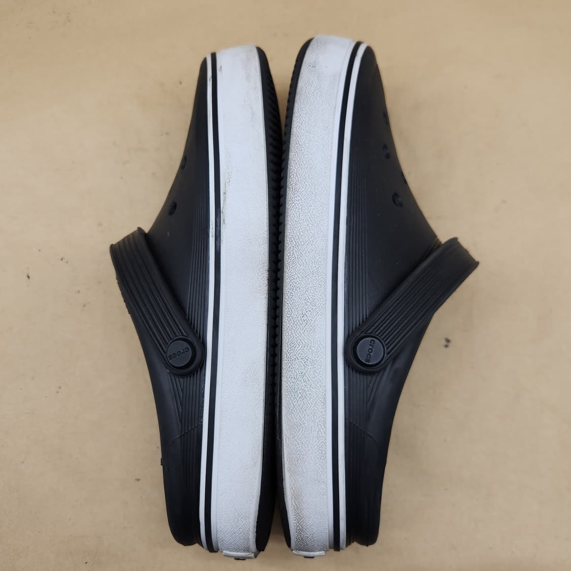 크록스 오프코트 클로그M9 270 상품이미지5