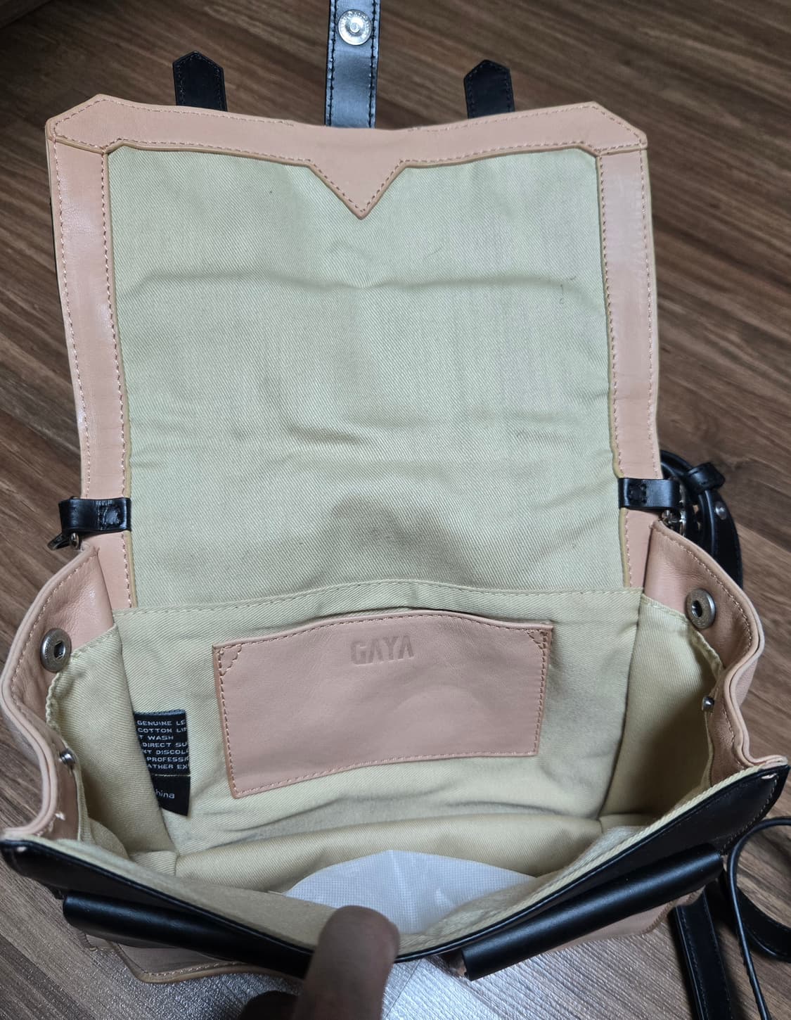 라빠레뜨  Gaya 가죽 사첼 크로스백 상품이미지2