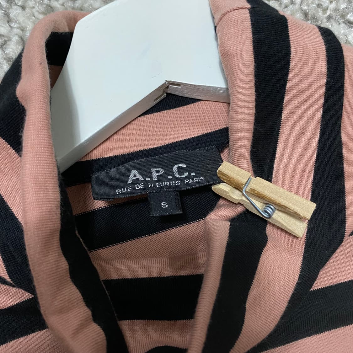 아페쎄 디자인 터틀넥 티셔츠 상품이미지6