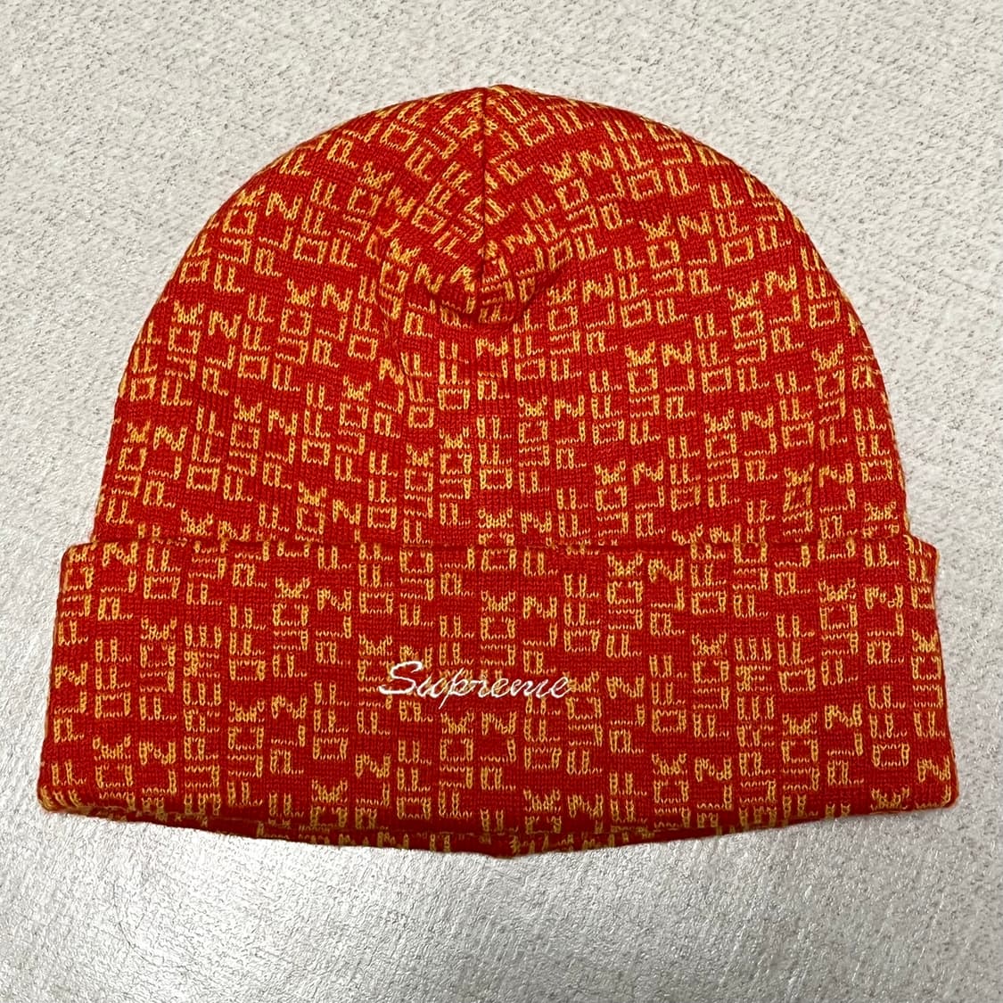 슈프림 퍽 오프 비니 레드 - 25SS 상품이미지2