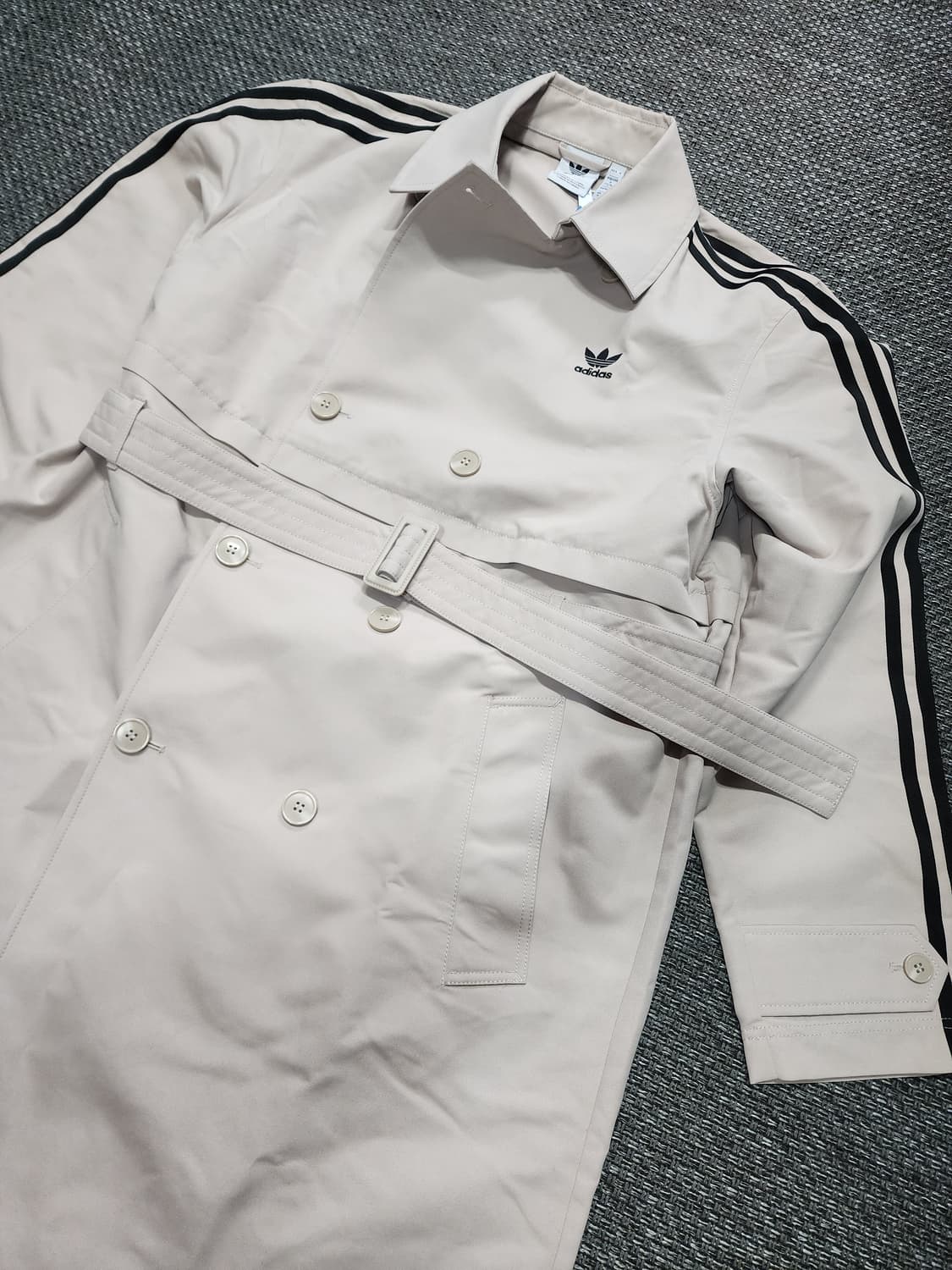 아디다스 아디컬러3 트렌치코트   새상품 M사이즈 상품이미지4