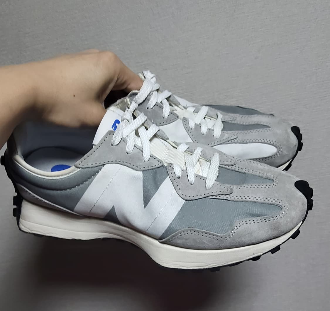 ㅡ뉴발란스 327 그레이 275 팝니다 상품이미지1