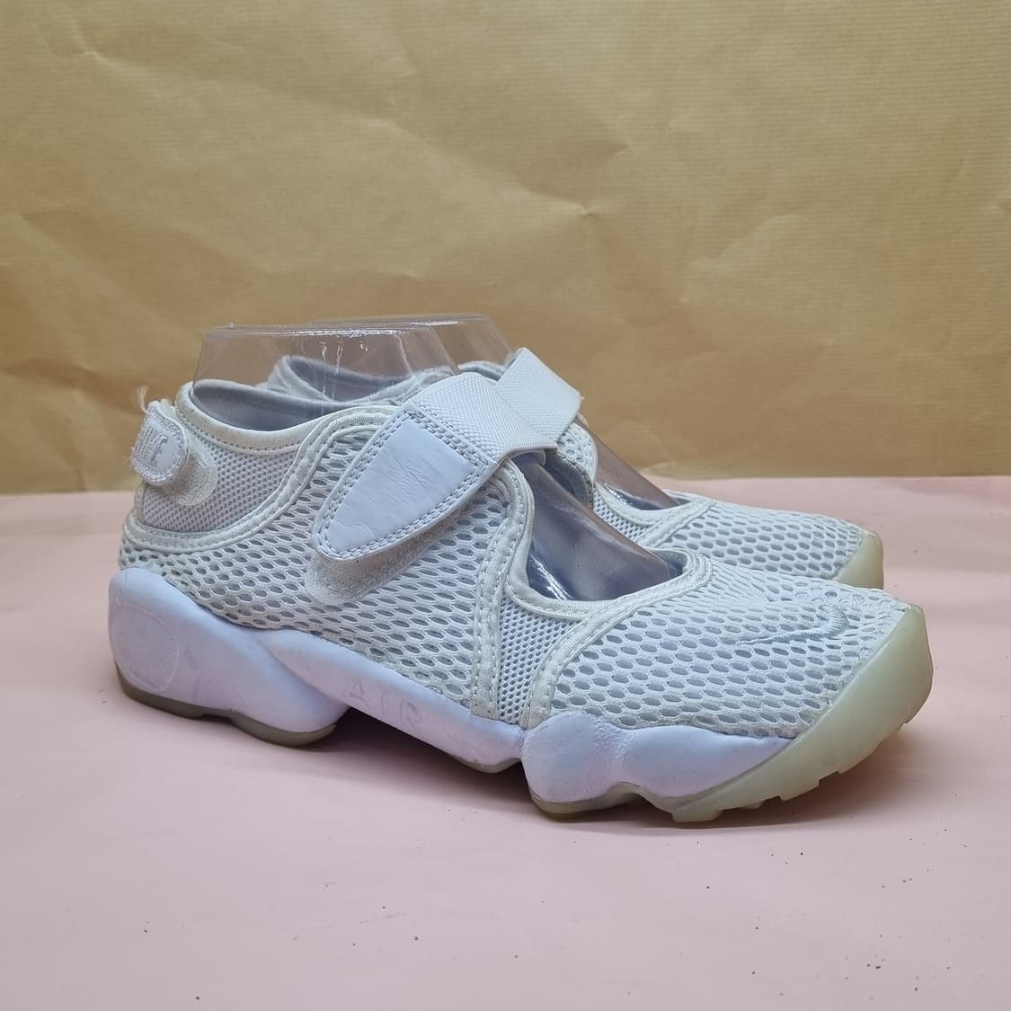 나이키 에어리프트 브르드샌들250 상품이미지1