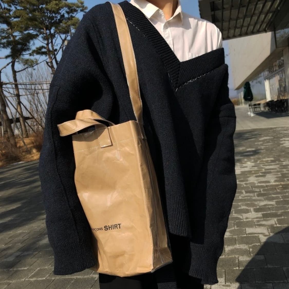라프시몬스 18SS 오버사이즈 브이넥 파이어맨 니트 블랙 상품이미지2