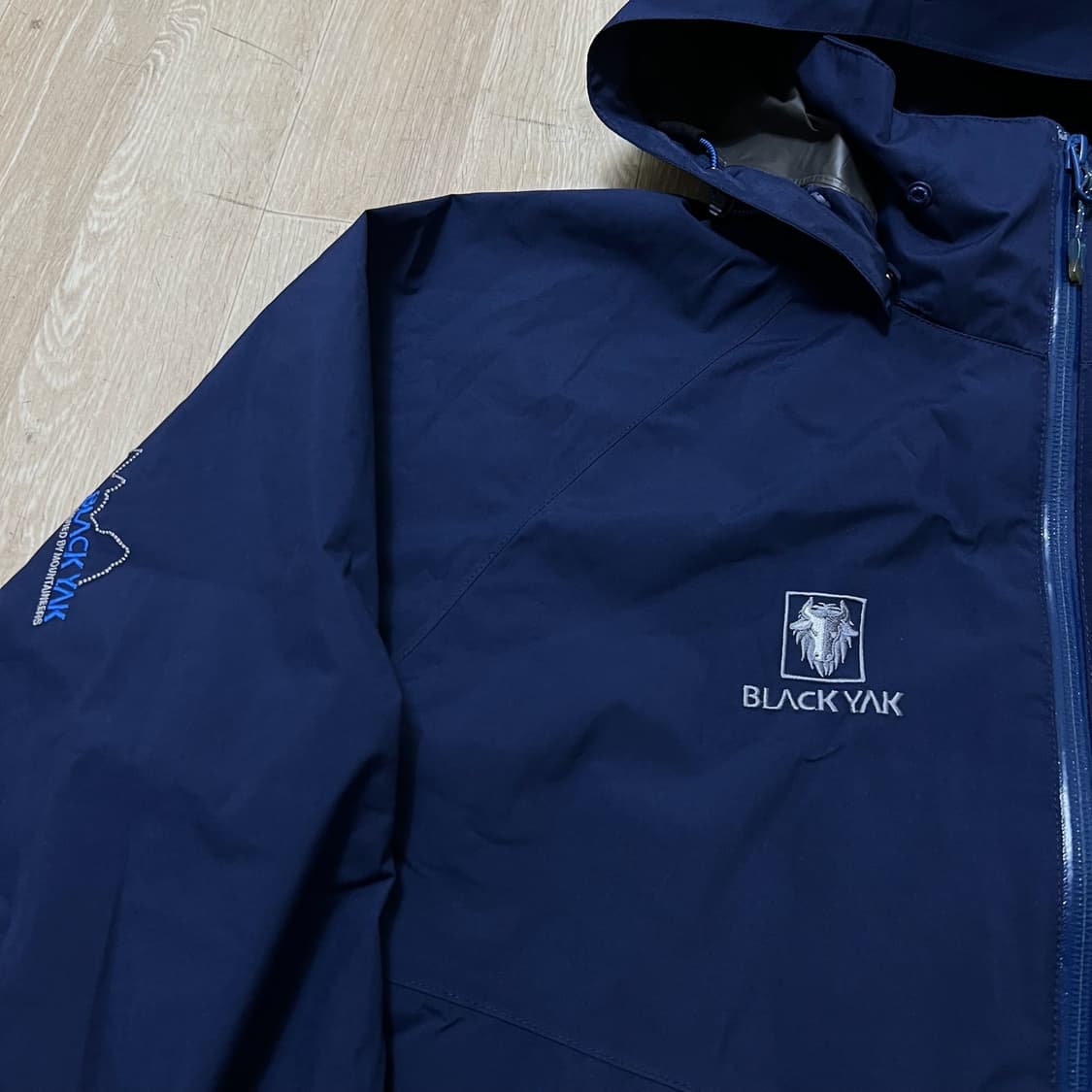 블랙야크 트래킹 고어텍스 바람막이 자켓 L/100  상품이미지3