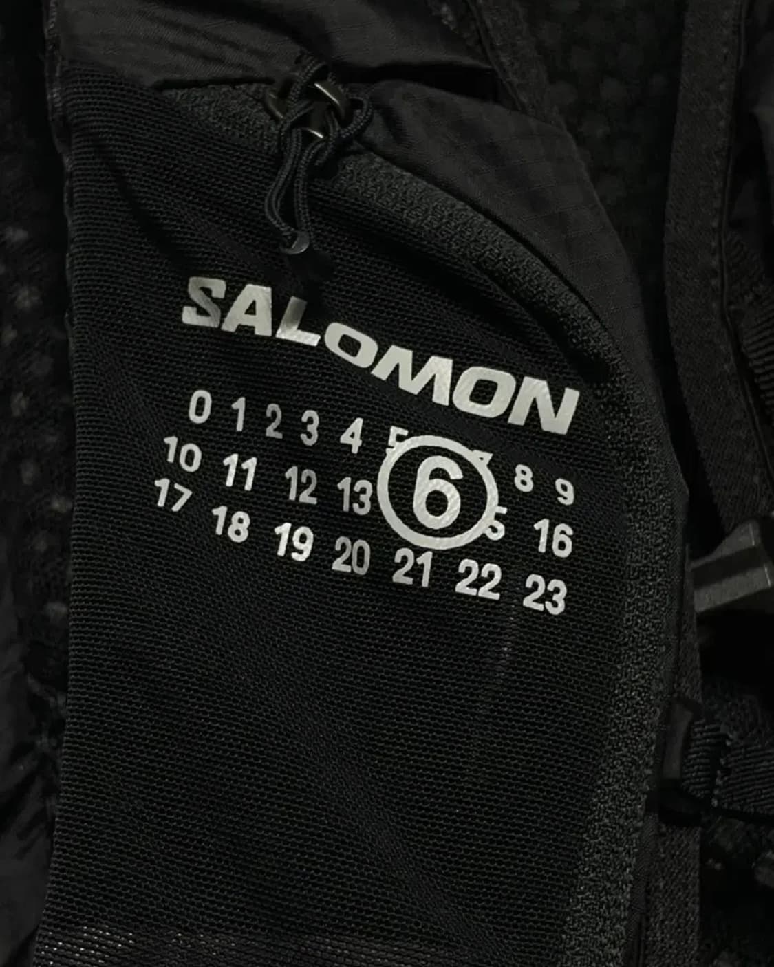 살로몬 mm6 백팩 상품이미지3