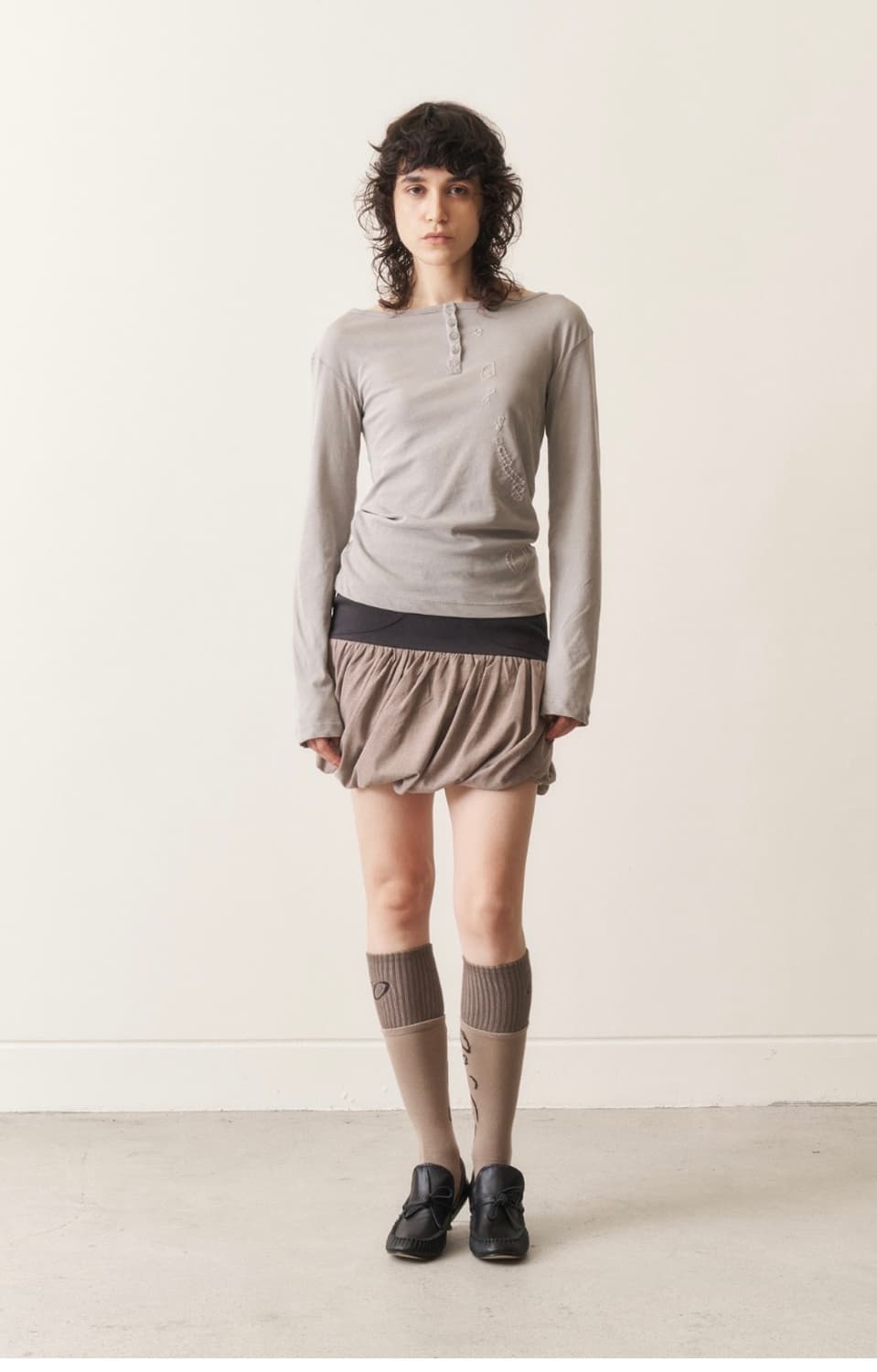 오들리워크샵 Stitch Henley Tee, Dim 상품이미지1