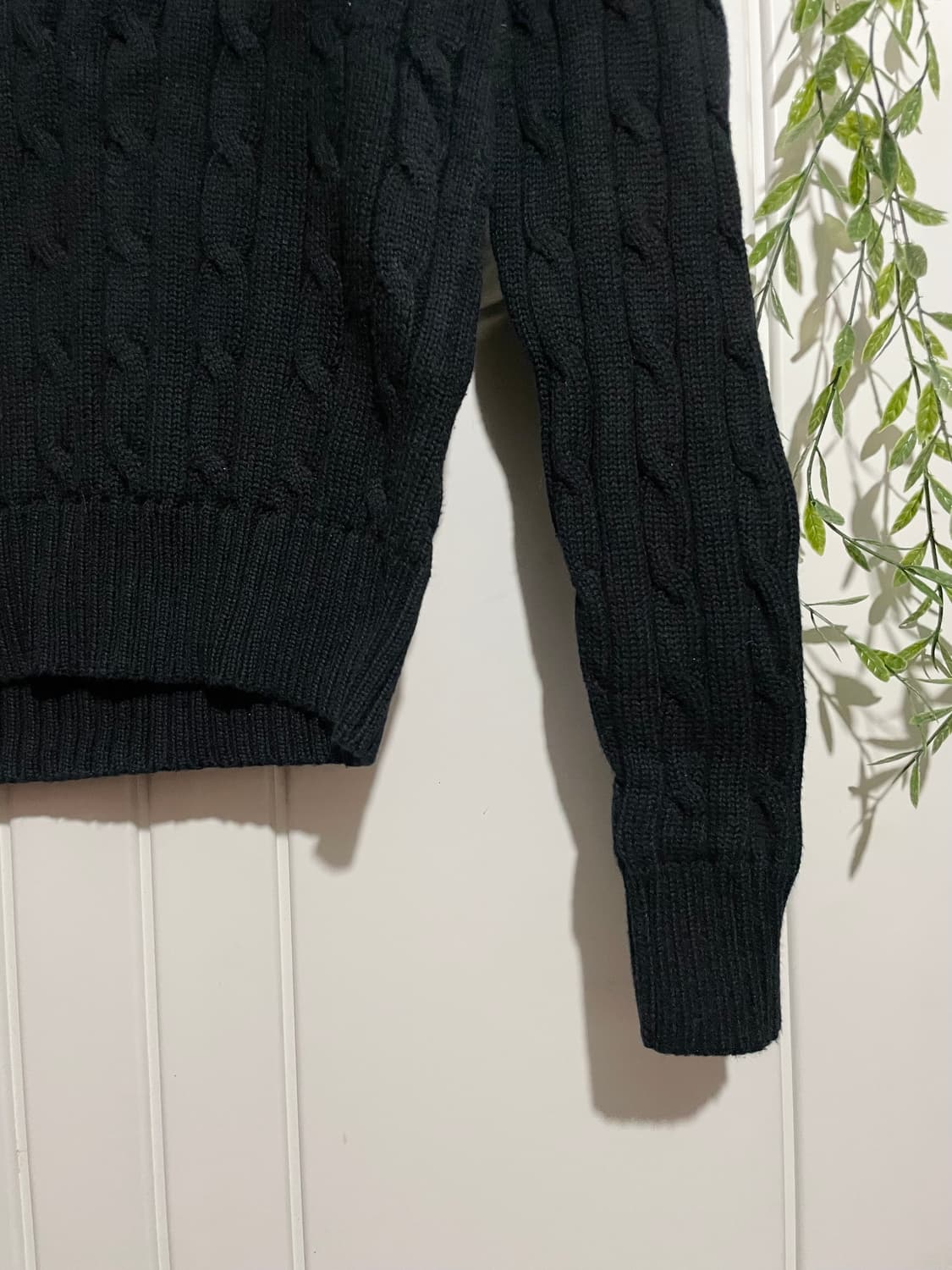 브이넥 케이블 니트 상품이미지4