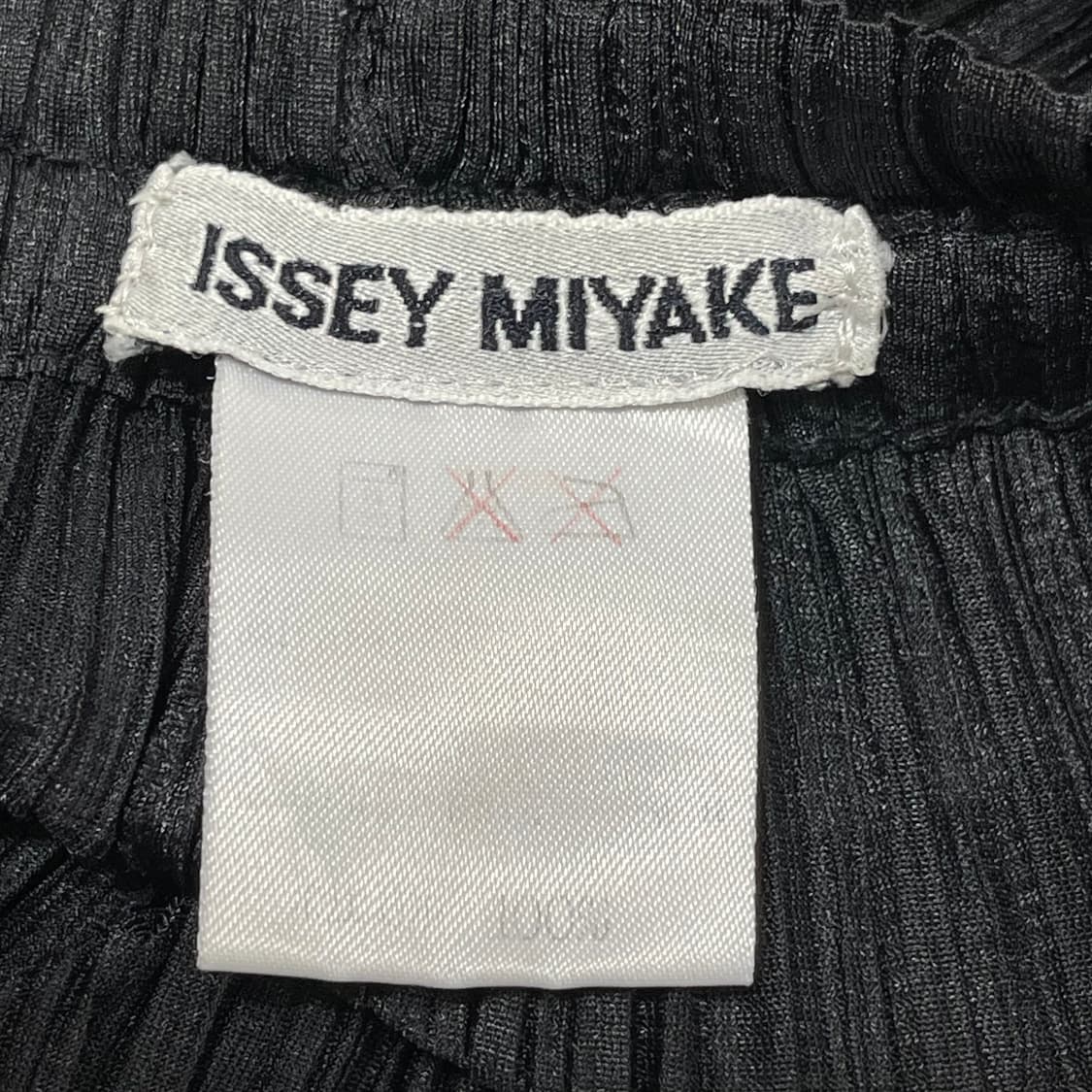 [L] ISSEY MIYAKE 블랙 여성 팬츠 상품이미지4