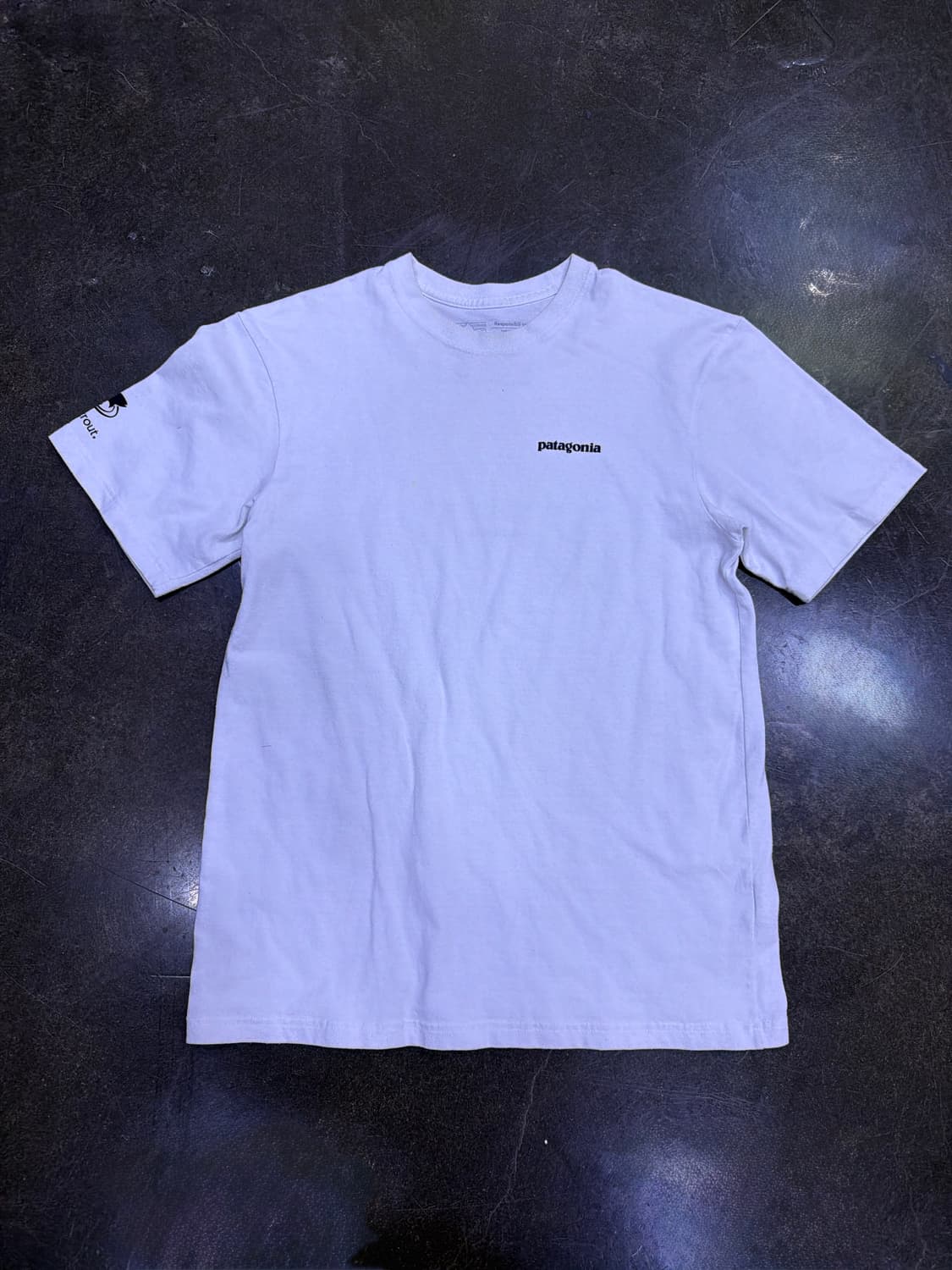 파타고니아 화이트 피쉬 로고 티셔츠 S 상품이미지2