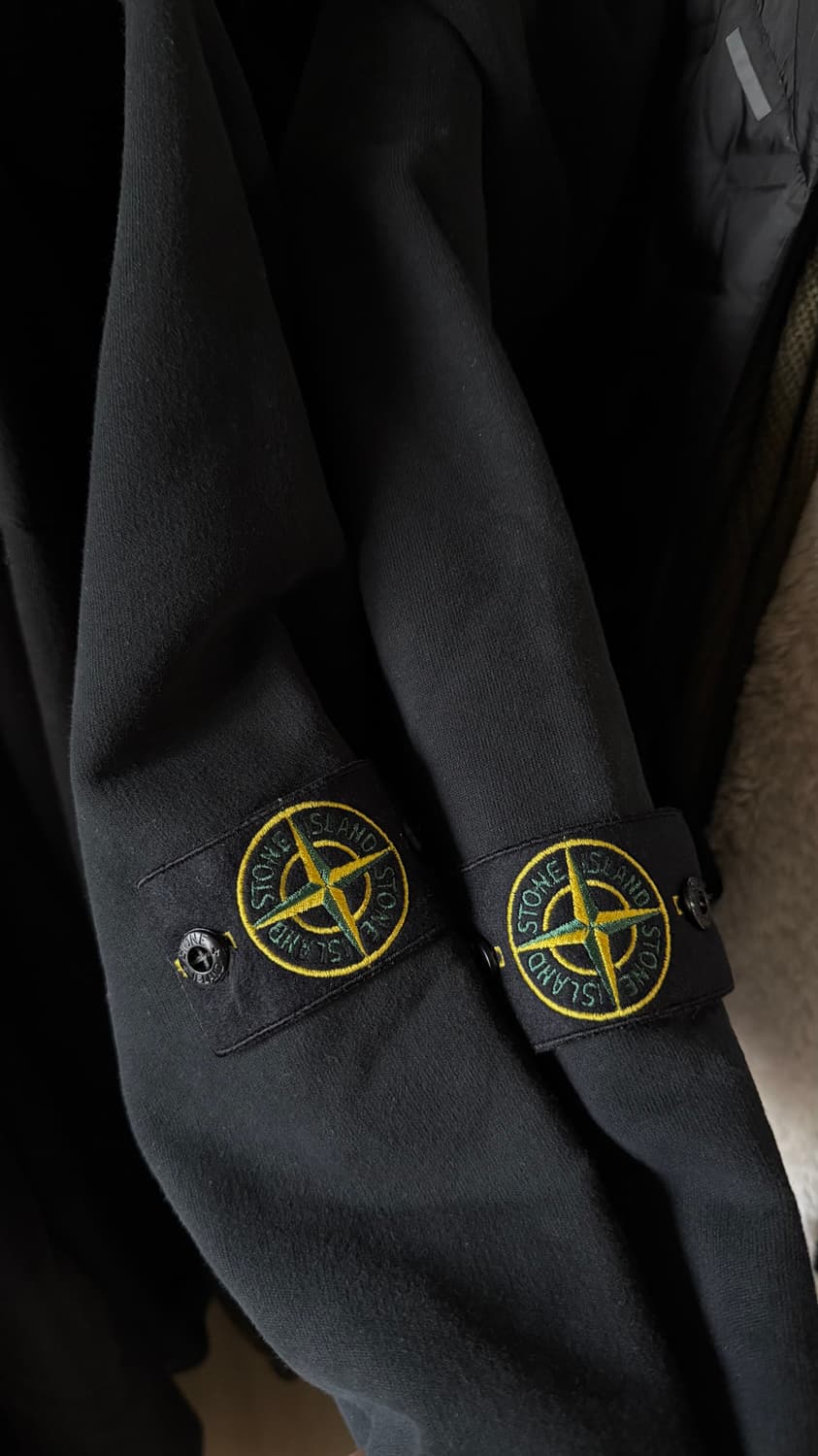 스톤아일랜드 맨투맨 후드티 25fw 일괄판매 상품이미지2