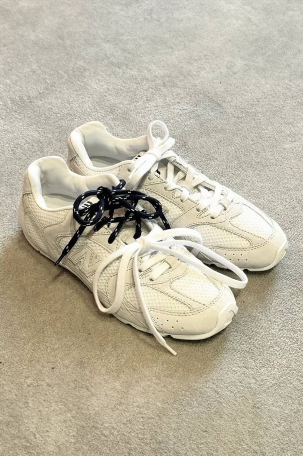 [41] 뉴발란스 X 미우미우 비앙코 화이트 상품이미지1