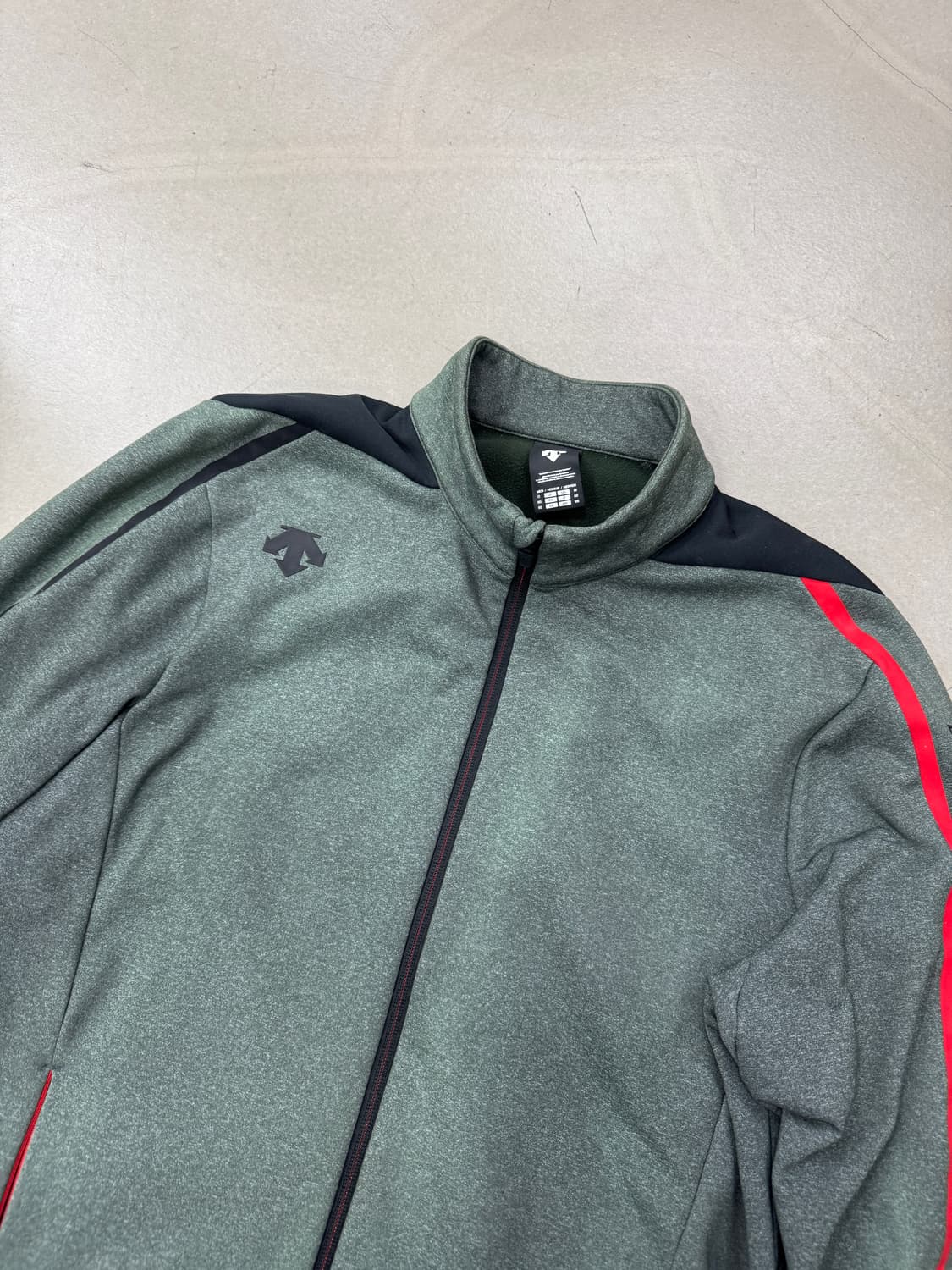 데상트 져지 105 상품이미지2