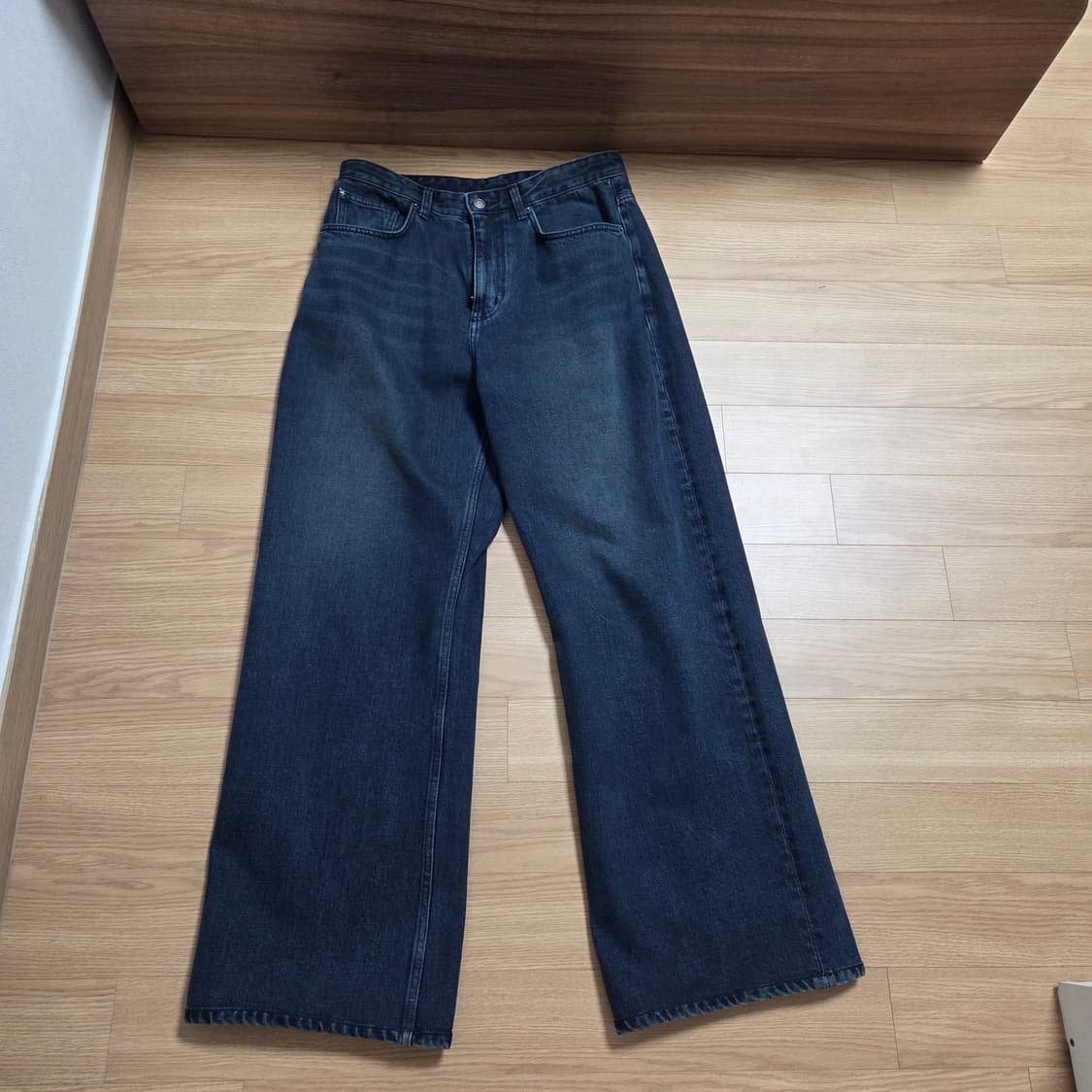 벨리에 트루 와이드 데님 팬츠 미드나잇 인디고 30 (롱기장, 수선)
 상품이미지4