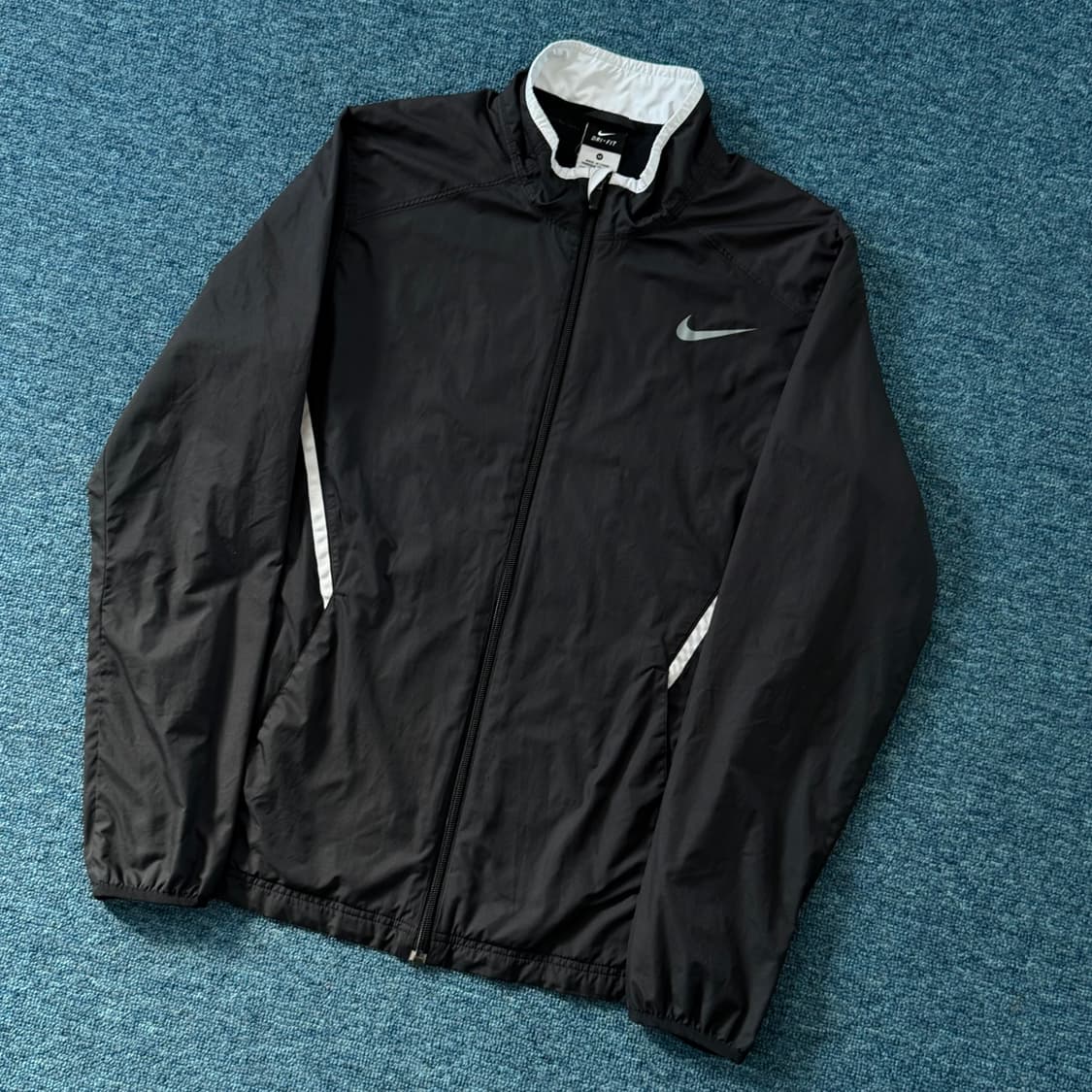 나이키 드라이핏 바람막이 M 상품이미지2