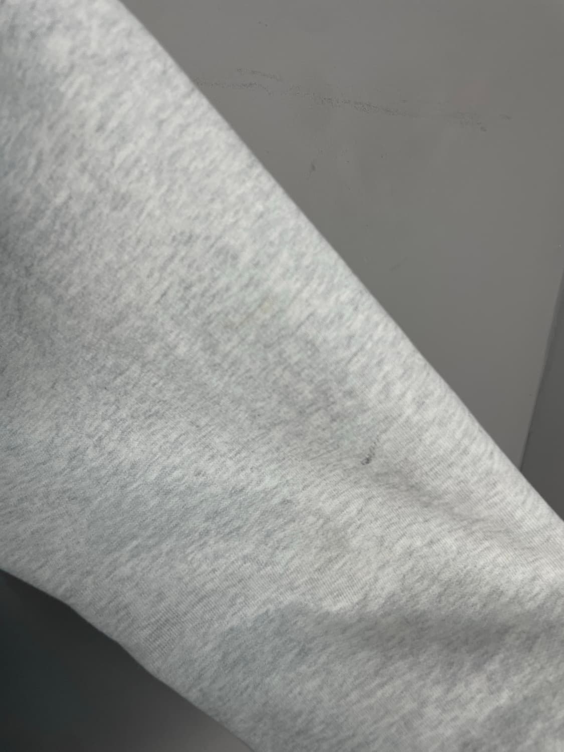 칼하트 WIP 아메리칸 스크립트 맨투맨 H2567 상품이미지8