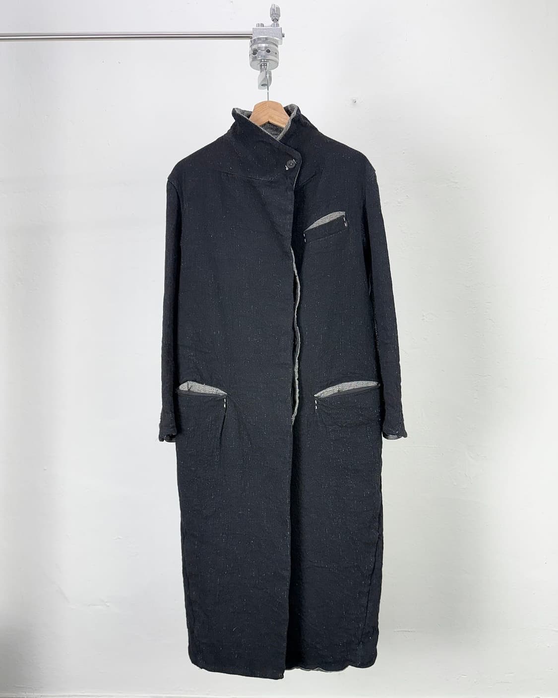 트랜짓 블랙 하이넥 그레인 싱글 니팅 스티치 롱 코트 자켓 상품이미지2