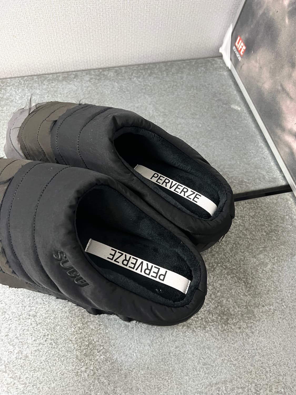 PERVERZE SUBU Step Winter Sandal (Black) 상품이미지6