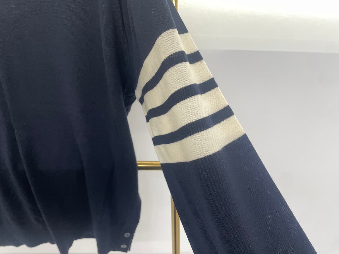 톰브라운 라운드 니트 상품이미지4