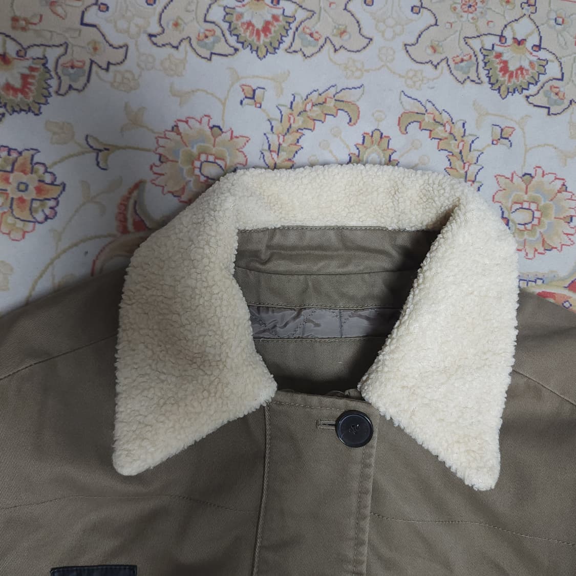 라코스테 여성 누빔 야상
90 상품이미지2